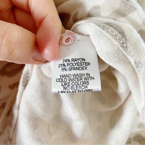 Gibsonlook Nordstrom Convertible Neck Top in Oatmeal Animal Leopard NWT - Picture 4 of 7